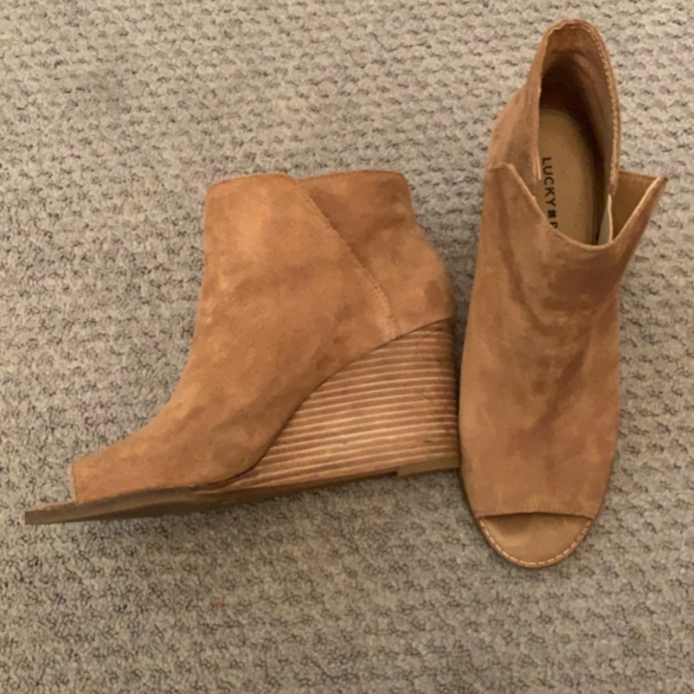 Lucky Brand peep toe wedge